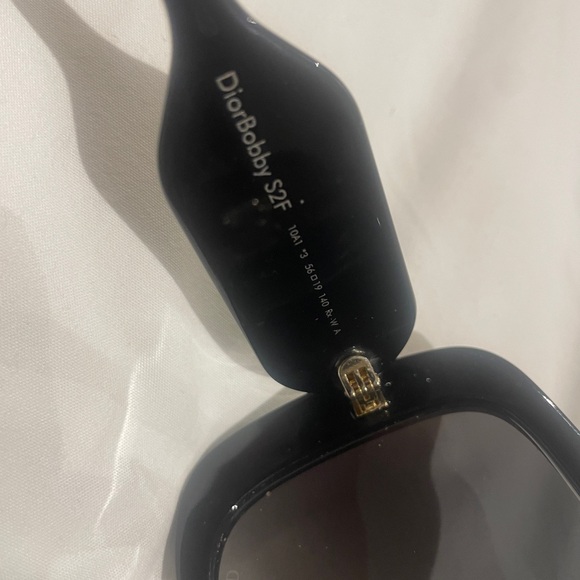 Christian Dior Sunglasses. Purchased from Saks. Worn once. Authentic. Case - Picture 5 of 8